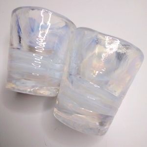 Pair of vintage Sweden 🇸🇪 Kosta boda shot glasses by Ulrica Hydman Vallien.